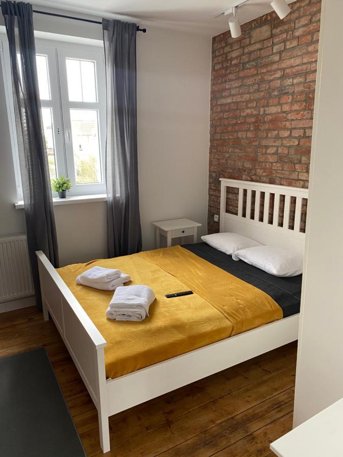 Dekerta 8-3 Apartment Torun Bagian luar foto